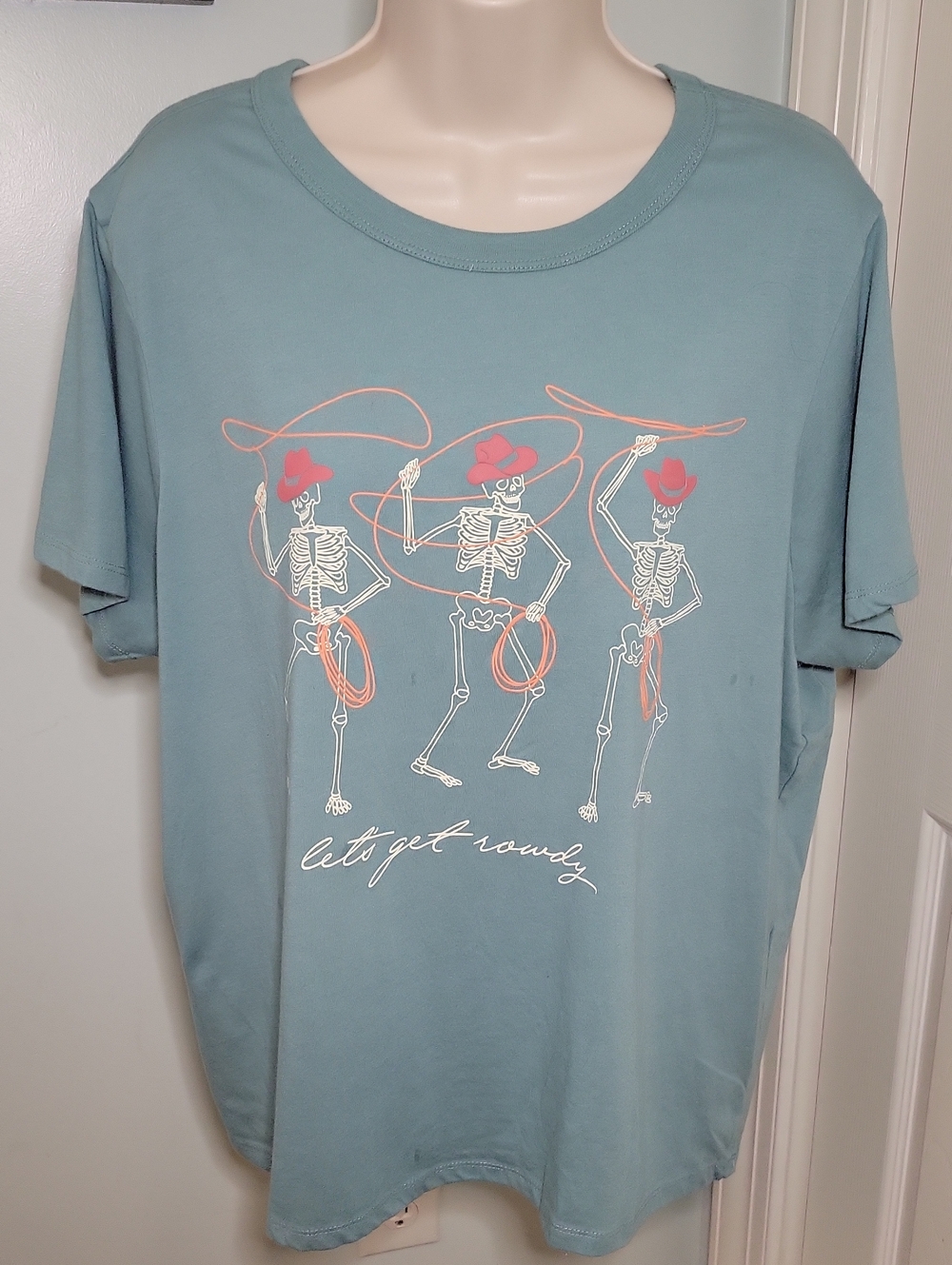 Zoe + Liv Light Teal Tee with Skeleton Cowboy Let's Get Rowdy Graphic Sz XXL